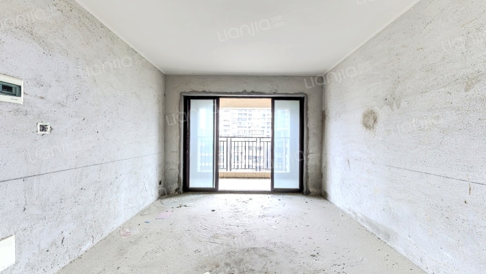 富元君澳豪庭二手房实景图