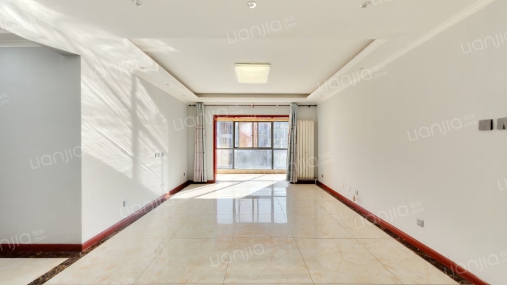 兰蒂斯城2期二手房实景图