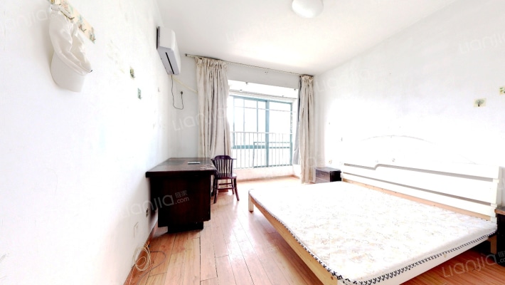 苹果公寓二手房实景图