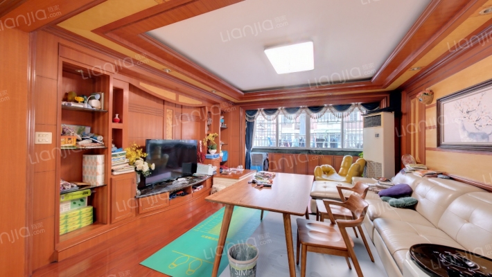 阳光华庭二手房实景图