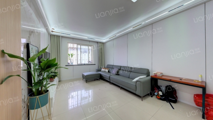 世纪大道二手房实景图