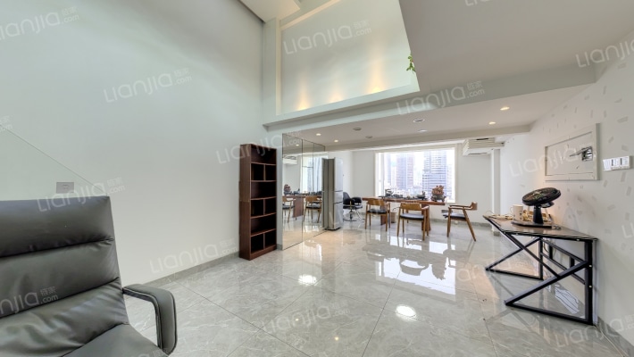 世界金融中心二手房实景图