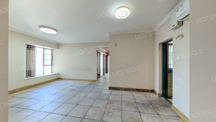 漾晴居二手房实景图