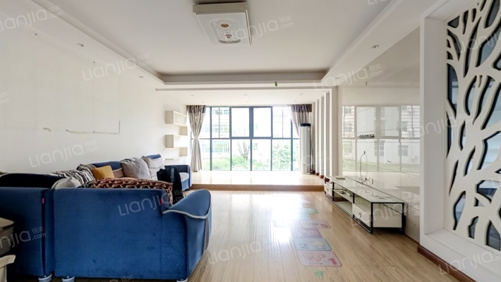 滨江花园二手房实景图