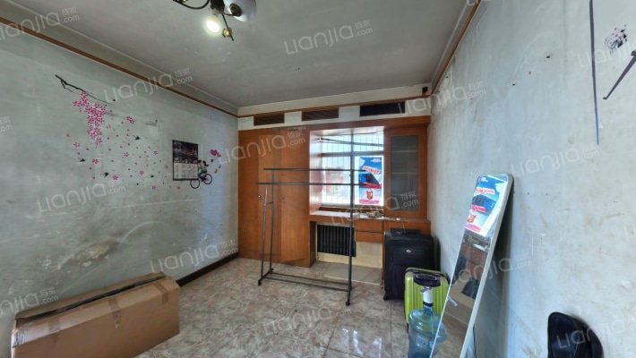 纺织工业供销公司家属院二手房实景图