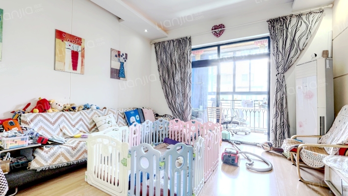 合景格林春天二手房实景图