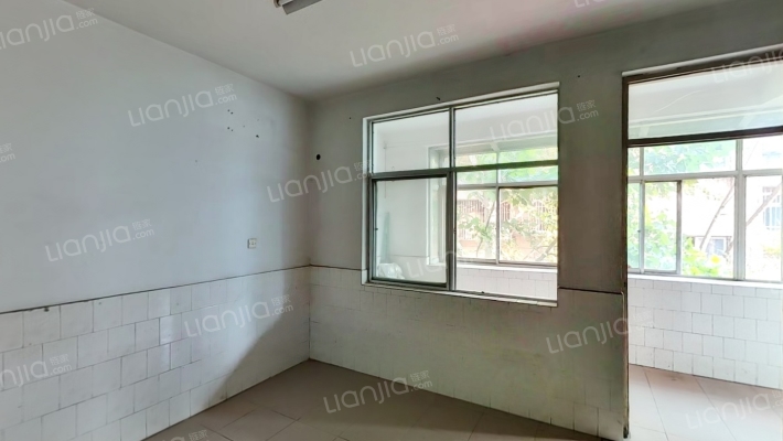 体育路28号院二手房实景图