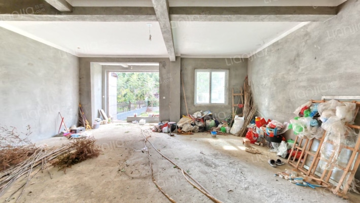 银丰财富广场二手房实景图