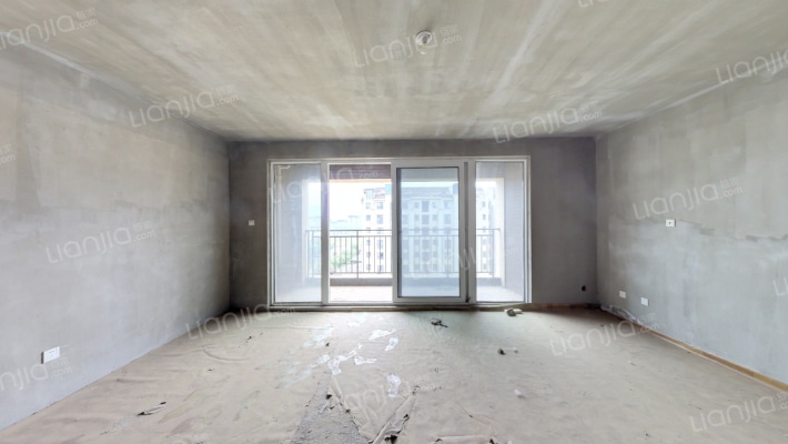 绿地城DK2二手房实景图