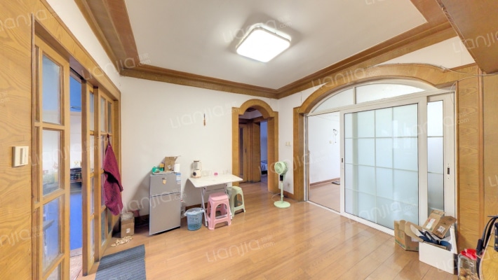 风光里一期二手房实景图