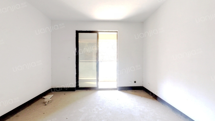 成龙官山邸二手房实景图