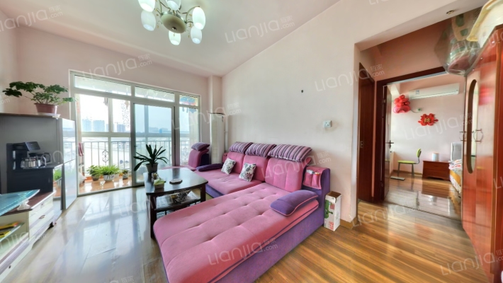 晶蓝湾二手房实景图