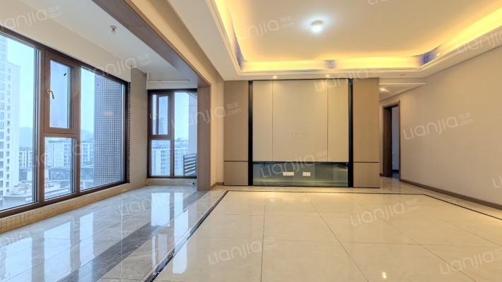 保利天空之城云锦二手房实景图