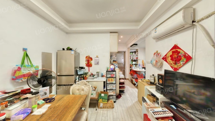 加拿大花园二手房实景图