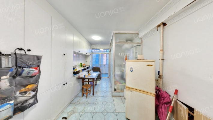 新新小区二手房实景图