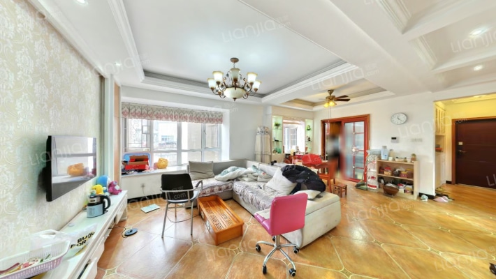 华银天际C区二手房实景图