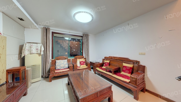 东坊雅居二手房实景图