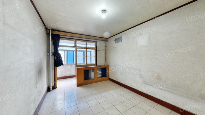 建材家苑二手房实景图