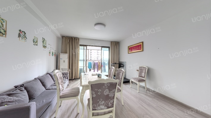 悦华府B区二手房实景图