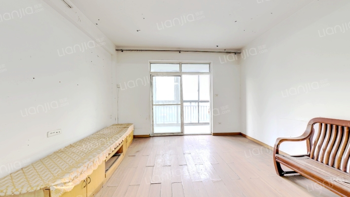 重工小区C区二手房实景图