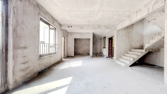 鸥鹏泊雅湾南区二手房实景图