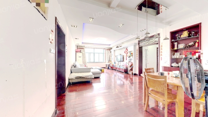 金成世家二手房实景图