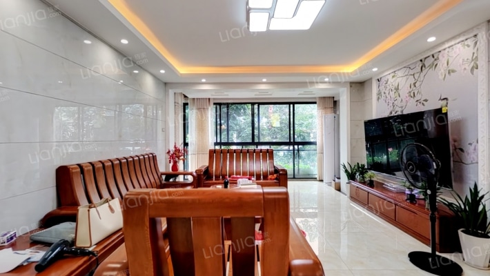 彰泰城西区二手房实景图