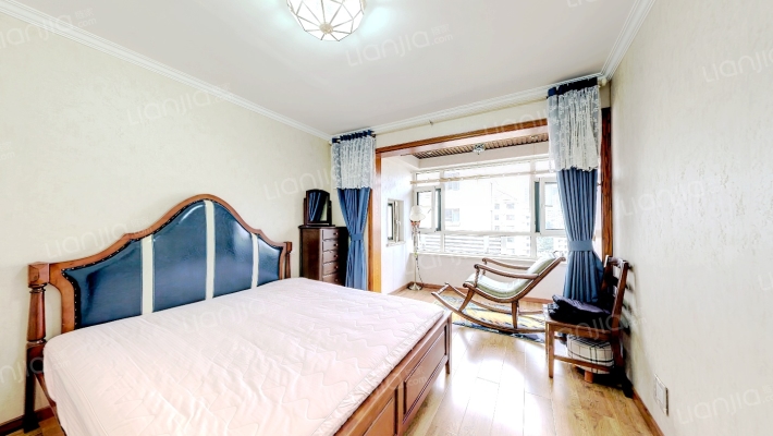 西山颐苑小区二手房实景图