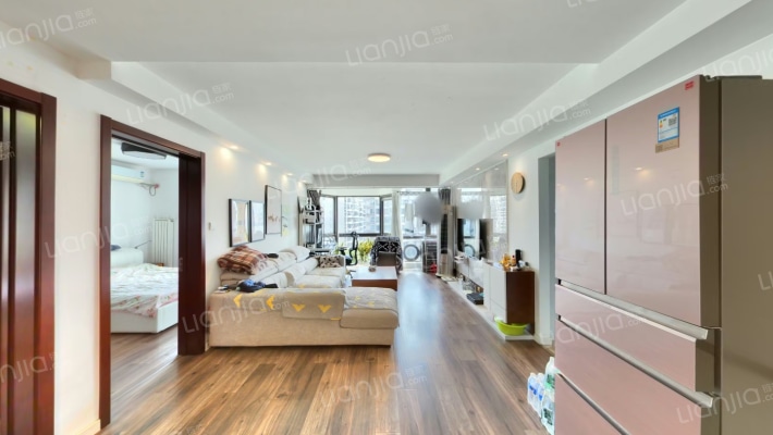 珠江帝景伯爵山二手房实景图