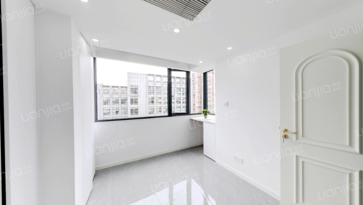 达新大楼二手房实景图