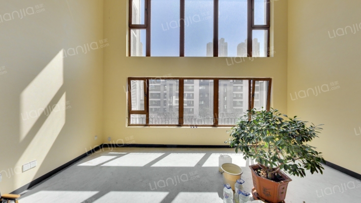 龙湖·云峰原著二手房实景图