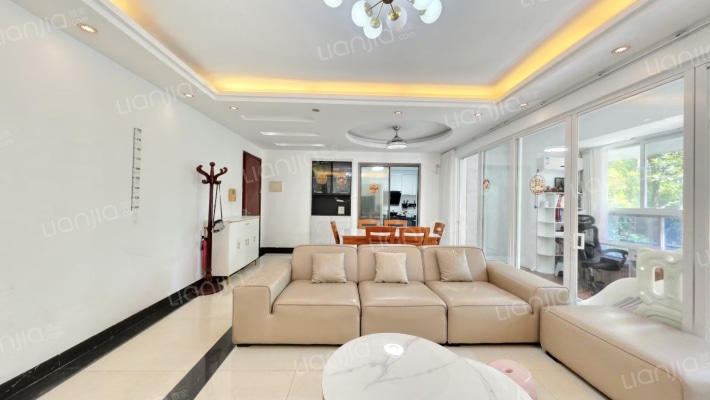 金地荔湖城水立坊二手房实景图