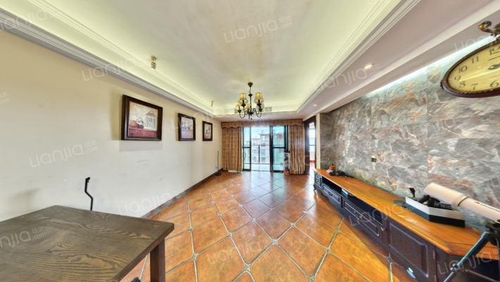 荣和大地二组团二手房实景图