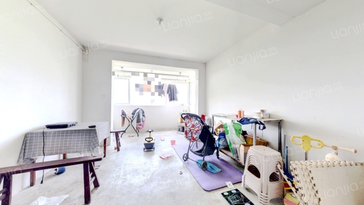 南城花园二区二手房实景图