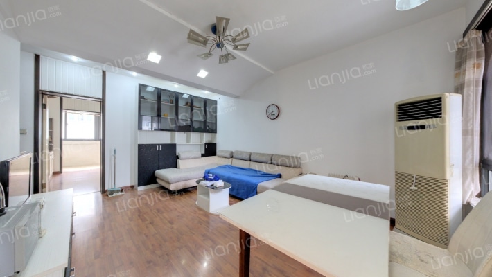 枫秦居二手房实景图