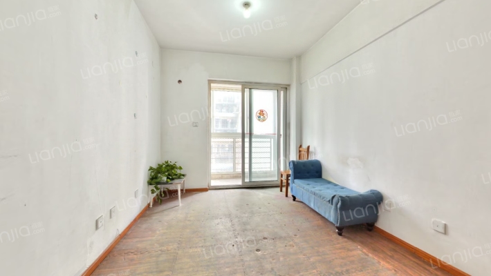 海桐二期二手房实景图