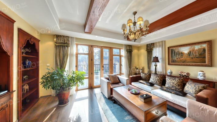 保利垄上六区二手房实景图