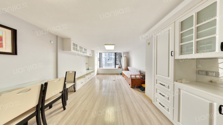 三盛滨江国际二手房实景图