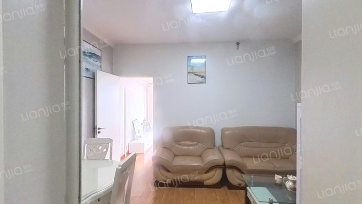 春城公寓二手房实景图