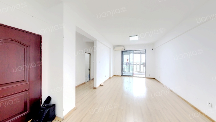 万峰华庭二手房实景图