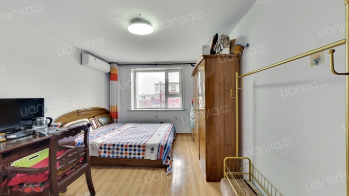 一汽专用车厂家属院二手房实景图