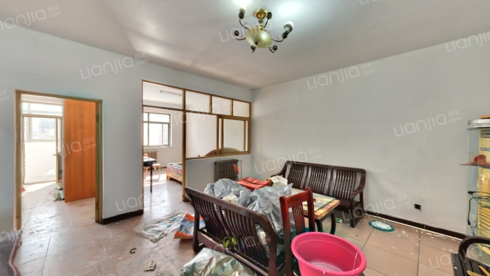 站西小区经济适用住宅楼二手房实景图