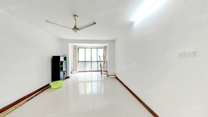 龙新家园二手房实景图