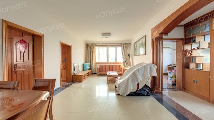 宝塔路196号院二手房实景图