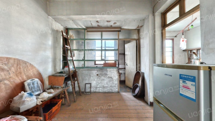 横港东岸4号二手房实景图