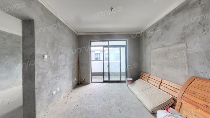 龙兴花苑二手房实景图