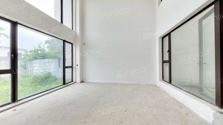 华发水郡三期二手房实景图