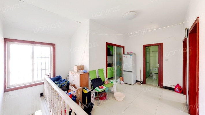 中华西村二手房实景图