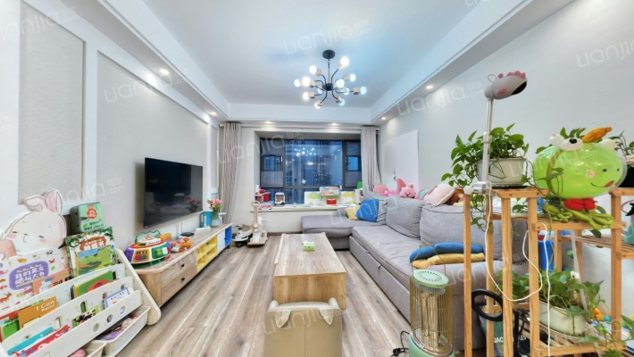 华润二十四城七期二手房实景图