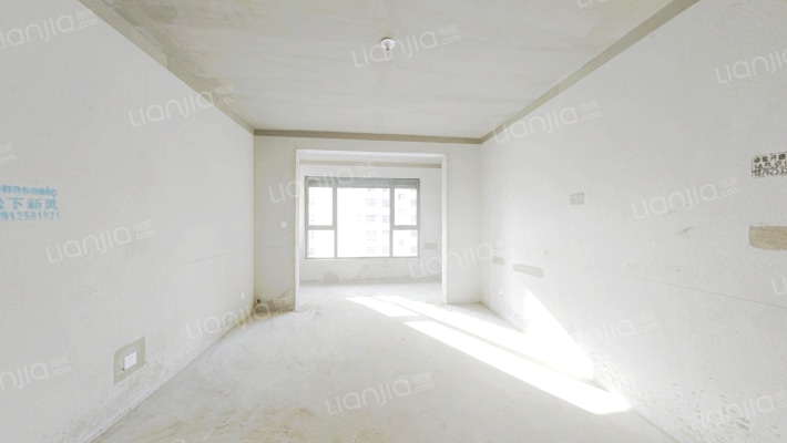 欧堡利亚紫宸二手房实景图